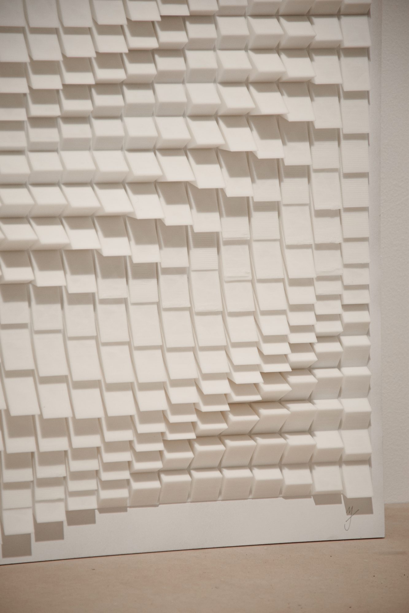 Detalle del relieve de ondas